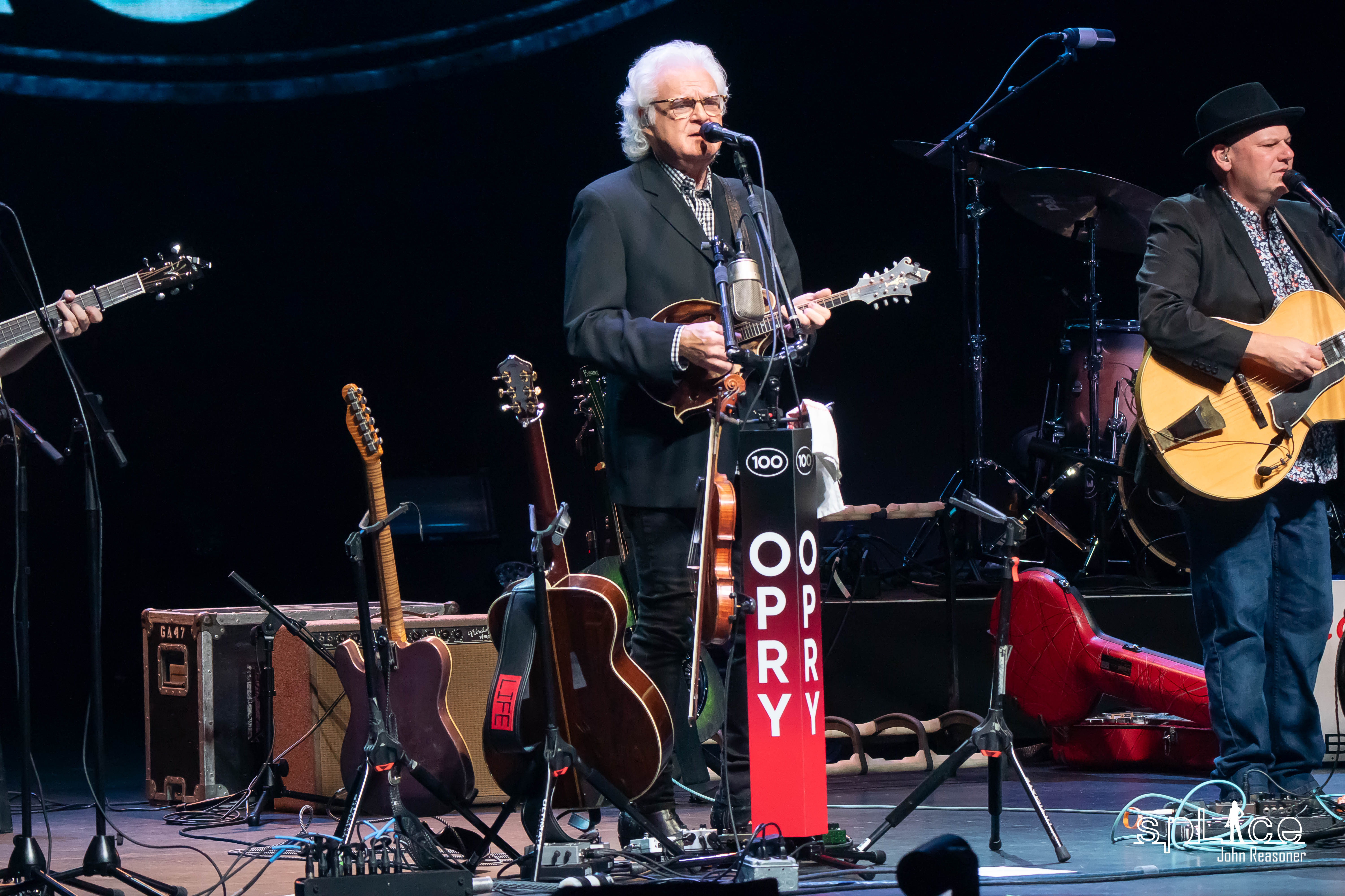 Crowd at a Ricky Skaggs show